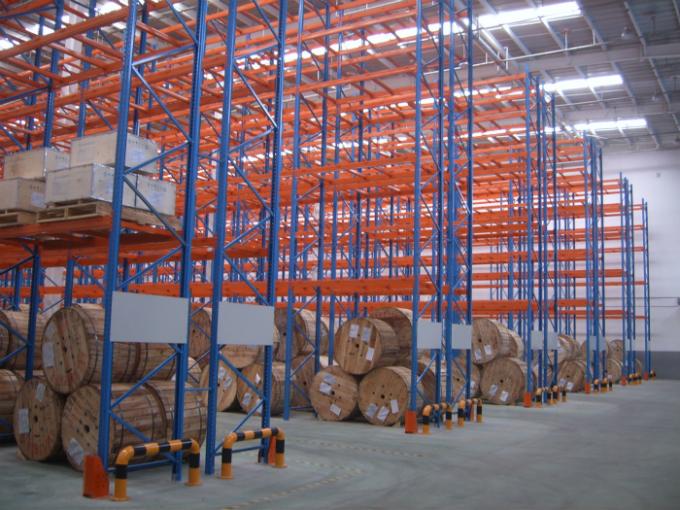 Roll Formed Selective Pallet Racking For Warehouses , Heavy Duty Pallet