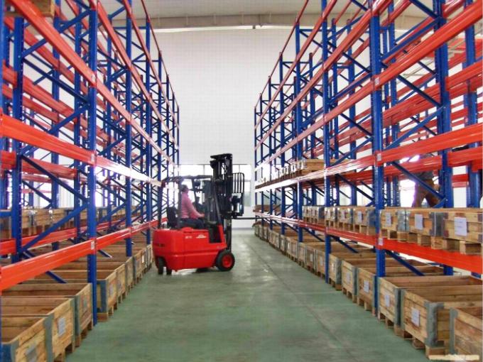 Roll Formed Selective Pallet Racking For Warehouses , Heavy Duty Pallet